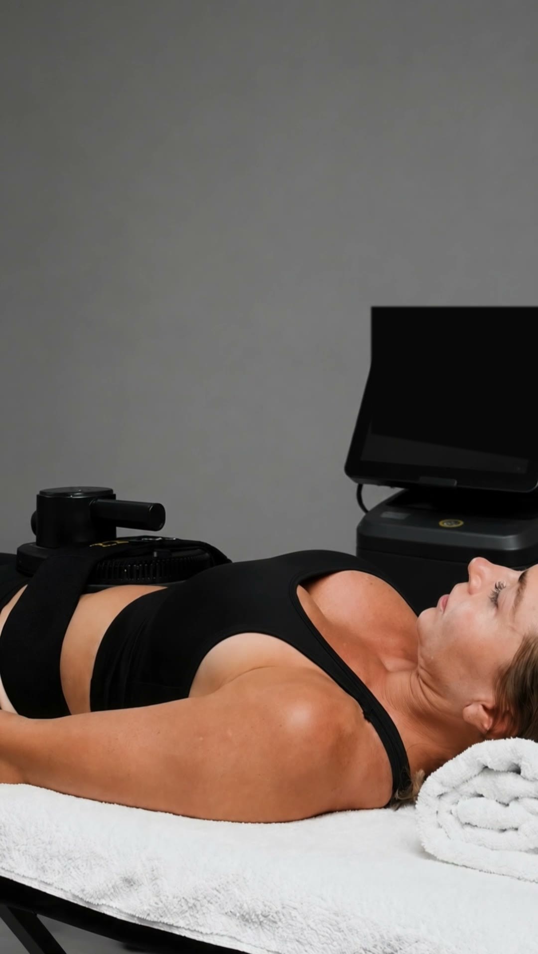 Insculpt Body behandling hos Studio Mione Clinic i Göteborg